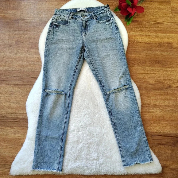 Zara Distressed Straight Leg Jeans - Size 0 - Picture 2 of 10